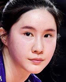 김다솔