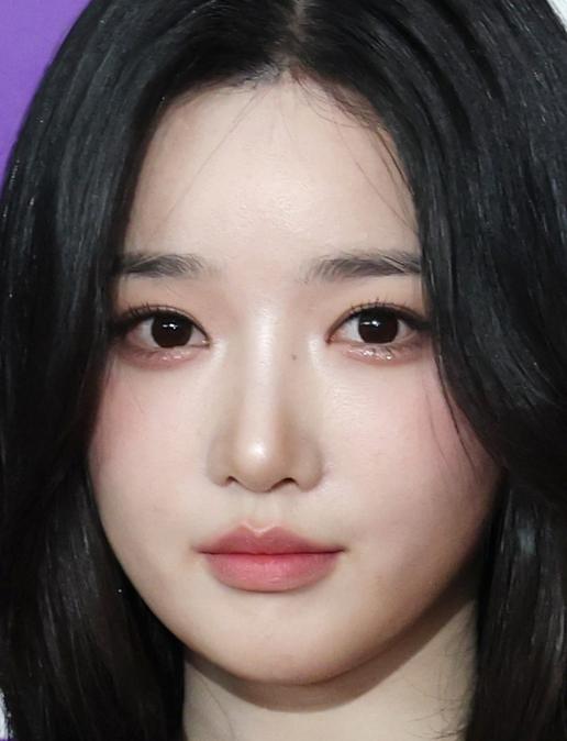 김유연