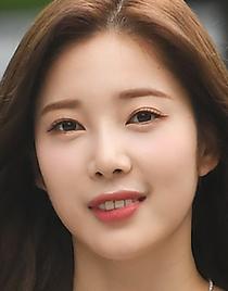 윤채경