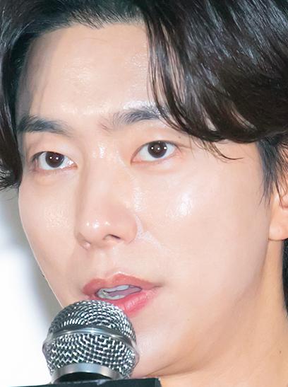 윤현민