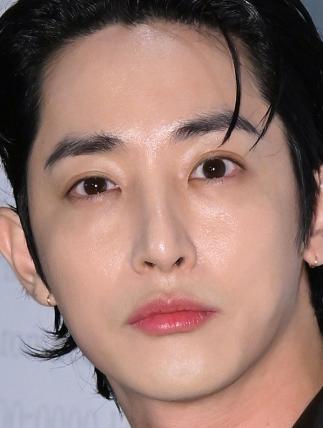 이수혁