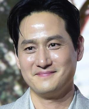 박해준