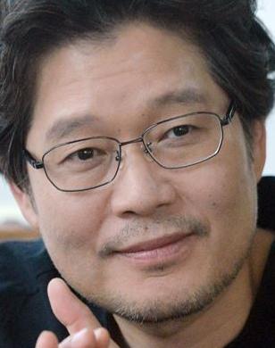 유재명