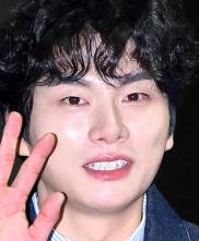 박민환