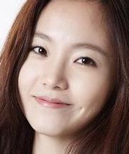권유진