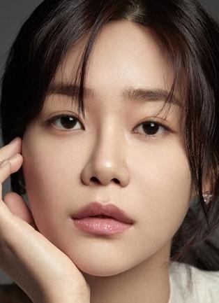 유나