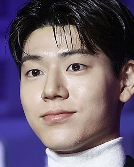 배현성